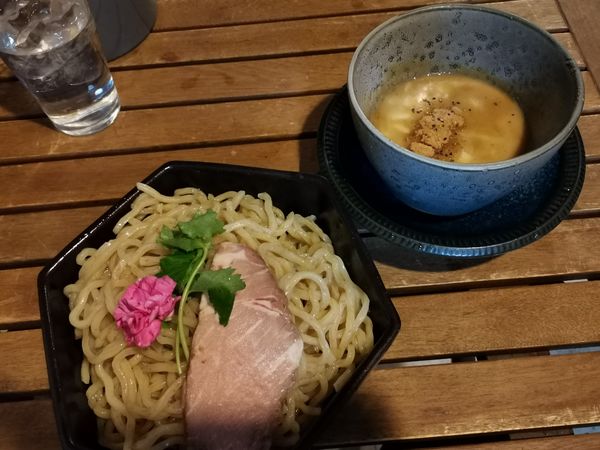 「極太濃厚つけ麺300g」@麺屋 轍の写真