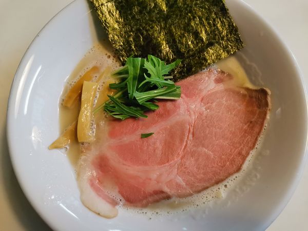 「鶏白湯ラーメン塩」@風見鶏の写真