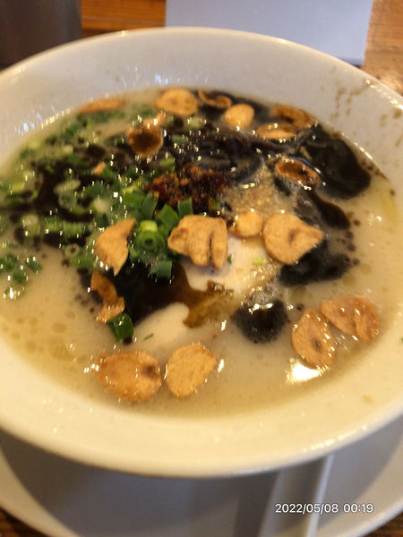 「クロ丸」@博多まるきんラーメン 横浜港北店の写真