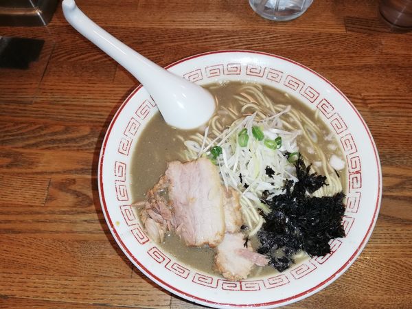 「濃厚煮干そば」@煮干中華そば専門 煮干丸の写真