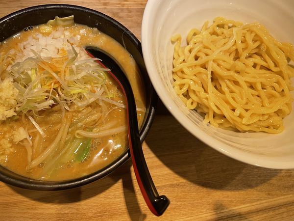 「味噌つけ麺880円ニンニクマシ」@萬馬軒 橙 池袋店の写真