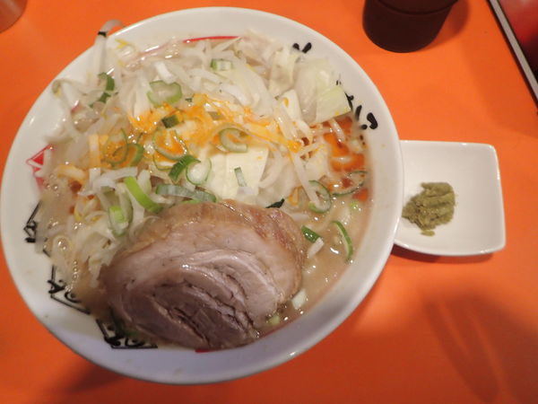 「ミニらーめん 豚一切れ+肉カス脂+柚子胡椒」@ちばからの写真