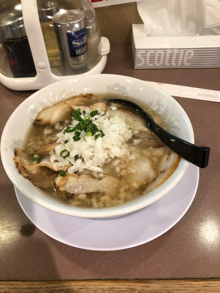 「たっぷりチャーシュー麺（とんこつしょうゆ）1040円」@信州ラーメン 人力車 上松店の写真