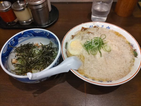 「元ラーメン半ぶためしセット·チャーシュー·脂多め」@銀座元楽の写真