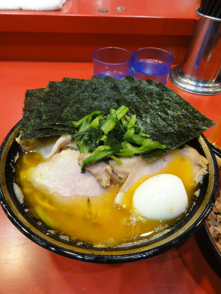 「大盛チャー1070円硬多」@家系総本山 ラーメン吉村家の写真