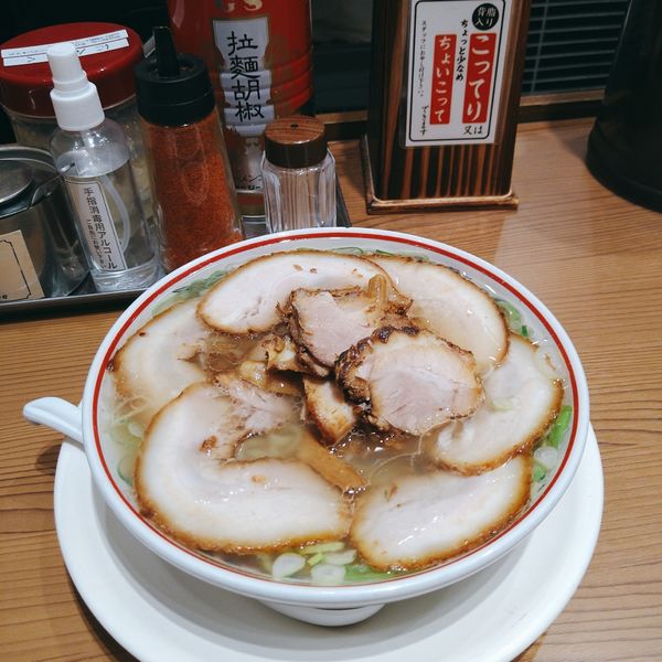 「バラそば」@玉 バラそば屋 川崎アゼリア店の写真