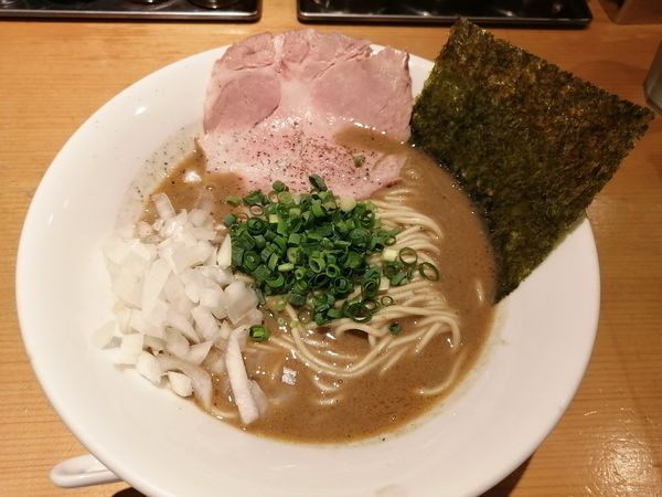 「濃厚海老煮干そば」@麺屋 まほろ芭の写真