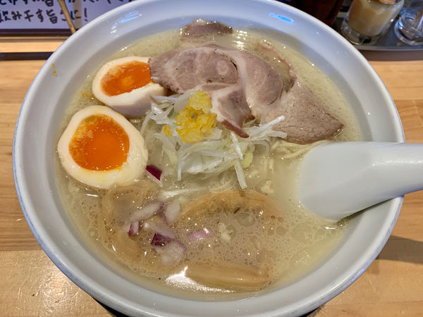 「鯛そば+味玉」@麺屋 すずらんの写真