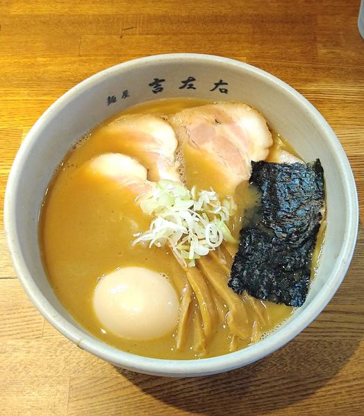 「味玉らーめん 940円＋チャーシュー 480円」@麺屋吉左右の写真