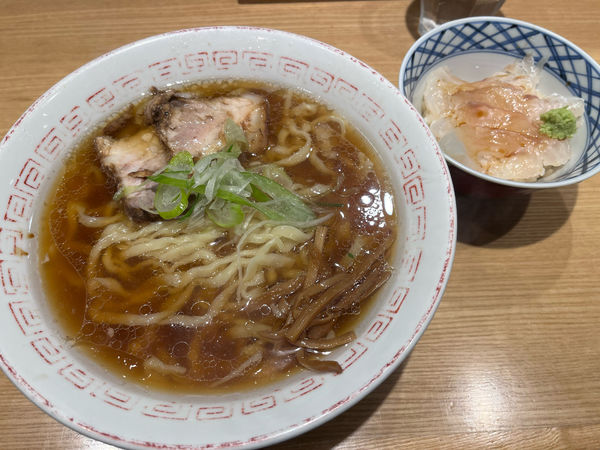 「無化調醤油ラーメン」@きたかた食堂の写真