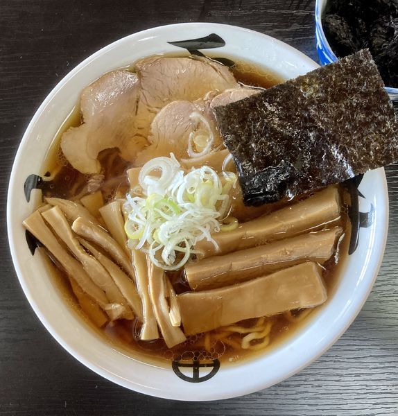 「メンマ中華そば(チャーシュー2枚乗せこってり)+黒磯海苔」@中華そば処 琴平荘の写真