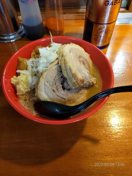 「豚ラーメン（濃厚ガッツリ）＋チャーシュー1枚」@麺屋 もりのの写真
