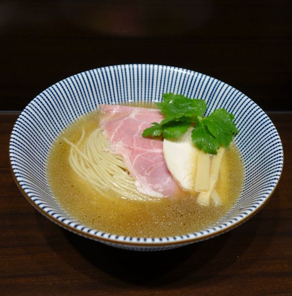 「冷やし煮干し そば」@寿製麺 よしかわ 西台駅前店の写真