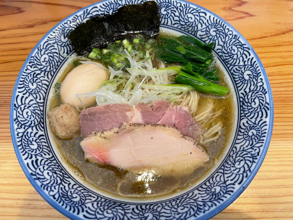 「【限定】伊勢海老出汁中華蕎麦(980円)味玉(120円)」@麺屋いとうの写真