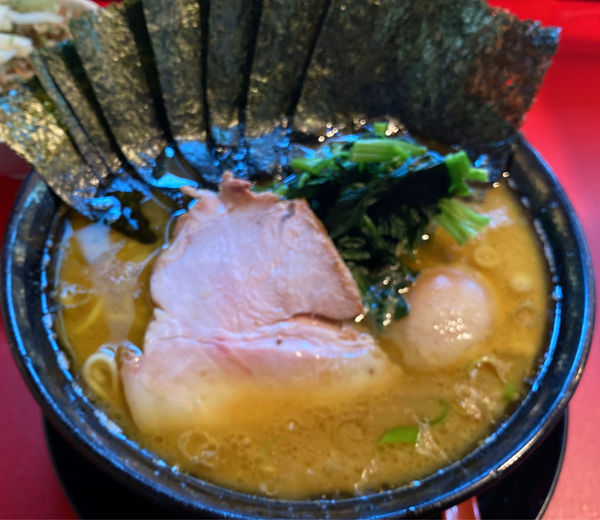 「ラーメン中盛 海苔 味玉 多」@厚木家の写真