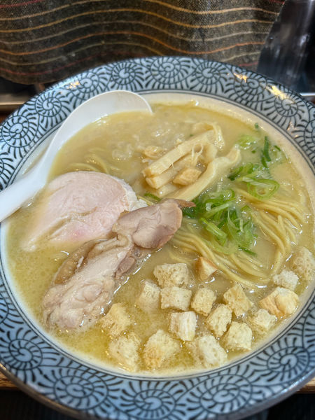 「期間限定超濃厚鶏白湯そば」@麺匠ようすけの写真