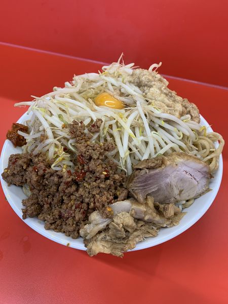 「大汁なし麺 1100円」@立川マシマシ 上尾店の写真
