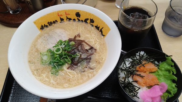 「博多ラーメン明太ごはんセット¥900+替玉 ¥130-」@博多らぁめん ふくちゃん 千葉幸町店の写真