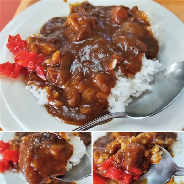 「半カレーライス　320円」@中華軽食 武井の写真