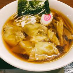 わんたんめん（780円）