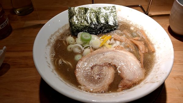 「濃厚煮干そば」@麺屋 音の写真