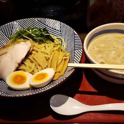 特製豚つけ麺300g 980円