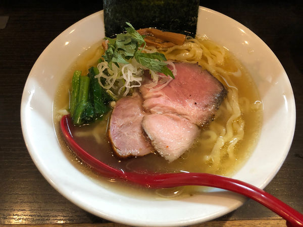 「塩らぁめん」@麺処 夏海の写真