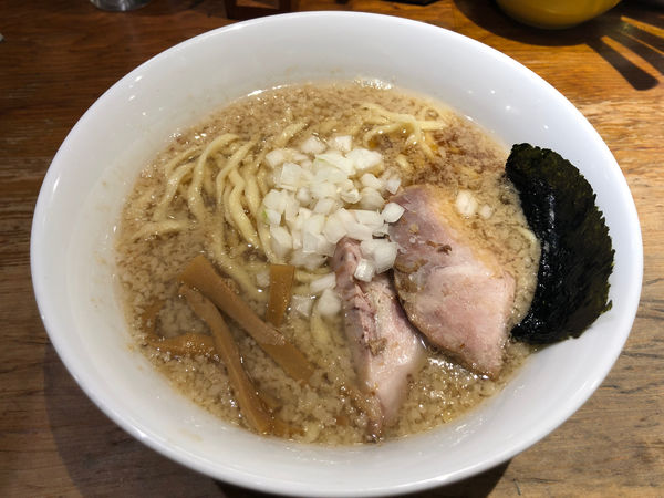 「背脂中華そば」@中華そば コヨシ 渋谷店の写真