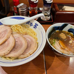 つけ麺（大盛・チャーシュートッピング）