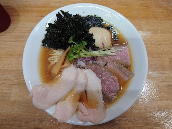 「限定鶏中華」@しじみ中華蕎麦 イツ花の写真