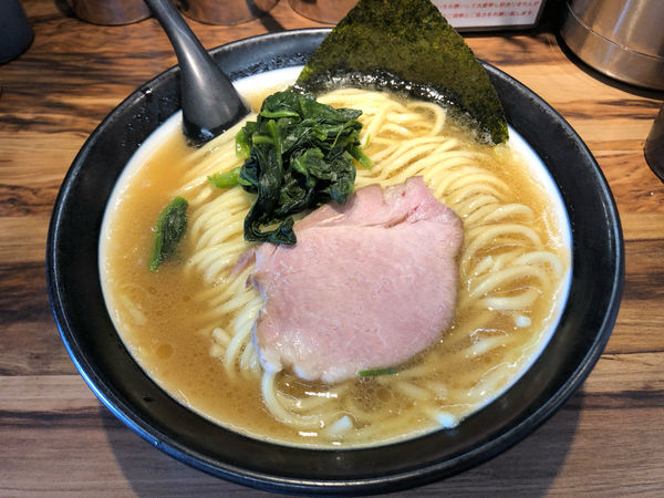 「太麺」@豚骨醤油らーめん 誠屋 八幡山本店の写真