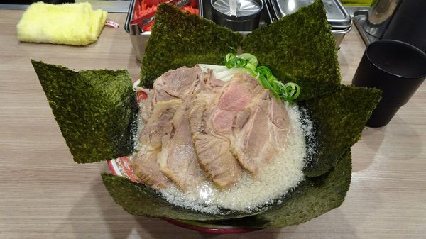 「のりチャーシューめん（1,200円）＋もやし（100円）」@にんにくや 小金井店の写真