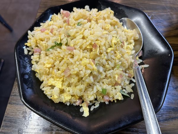 「Aラーメンセット（チャーハン（小））」@中華食堂 駒沢大学店の写真