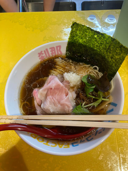 「刹那い中華そば＋刹那い握り寿司(800円＋300円)」@ハイデン.コッコFACTORY 刹那の写真