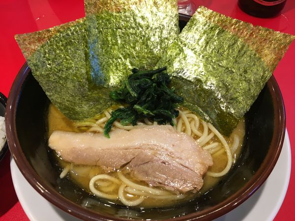 「家系らーめん」@家系らーめん しずく家の写真