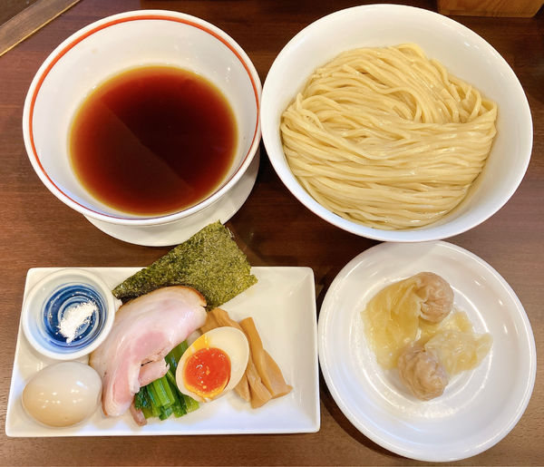 「つけめん＋麺大盛り＋ワンタン」@とものもとの写真