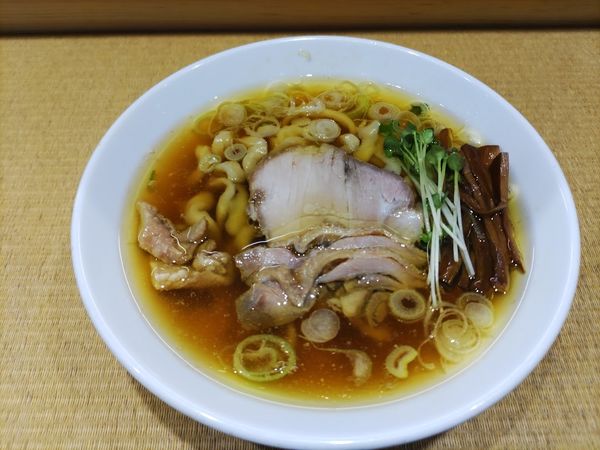 「親鶏中華そば（極太麺） 820円+大盛り 150円」@手打 親鶏中華そば 綾川の写真