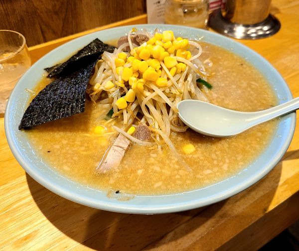 「ニラもやしラーメン(硬め多め)+味噌+大盛」@ラーメンショップ椿 新治店の写真