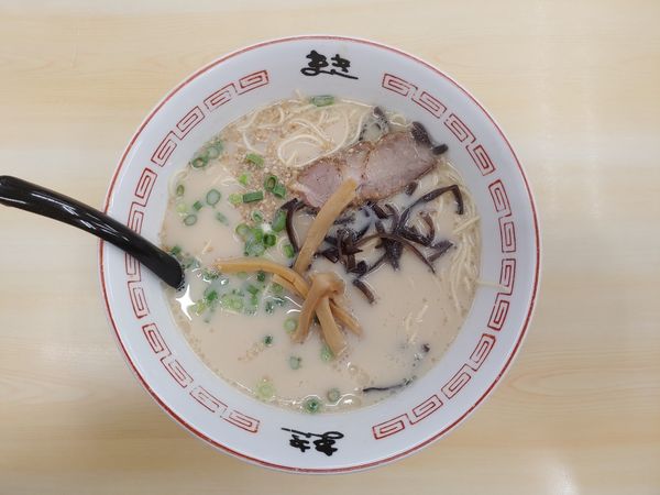 「長浜ラーメン」@九州博多 長浜らーめん まき 池田公園本店の写真