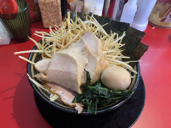 「白ネギラーメン」@家系ラーメン 王道 神道家の写真