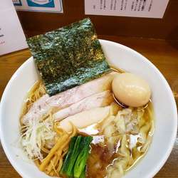 特製かしわや蕎麦　わんたんトッピング