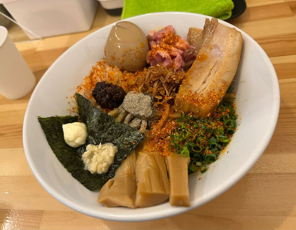 「辛まぜそば」@煮干らーめん 川むらの写真