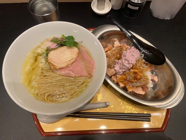 「ワンタン塩ラーメン・チャーシュー丼」@RAMEN百舌鳥の写真