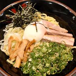 油そば　スペシャルトッピングA