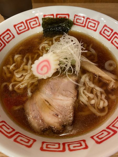 「中華そば（平打ち）」@鶴松富士 本店の写真