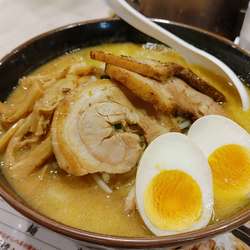 定番味噌・大盛麺・トッピングセットＢ ￥1,130