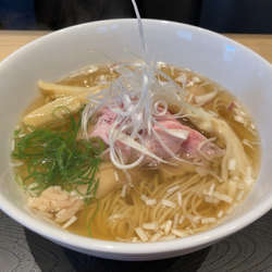 伊吹煮干し白絞りらーめん