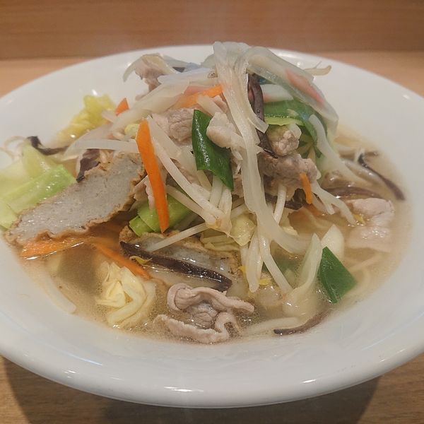 「(魂麺)愛媛　宇和島ちゃんぽん1300円」@ラーメンWalkerキッチンの写真