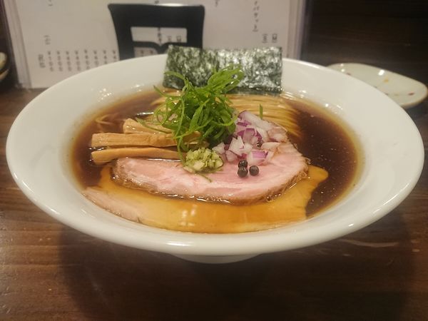 「醤油らぁ麺」@だれやめやの写真