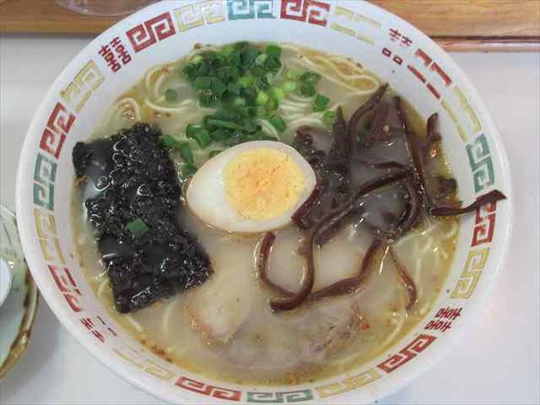 「ラーメン（550円）」@ラーメン角萬の写真